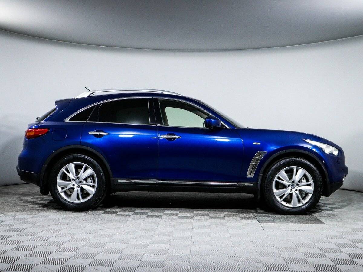 Купить Infiniti FX с пробегом. Фото: #3