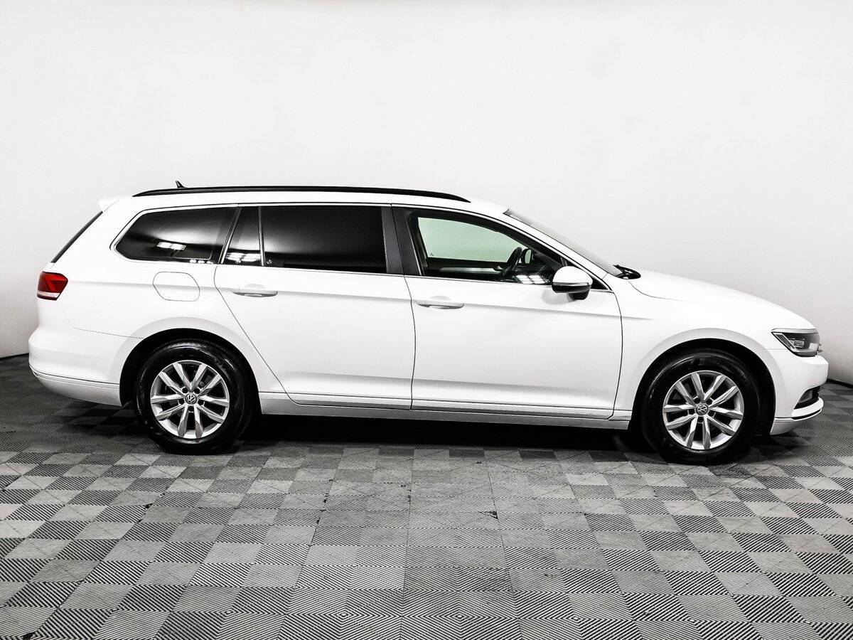 Купить Volkswagen Passat с пробегом. Фото: #3