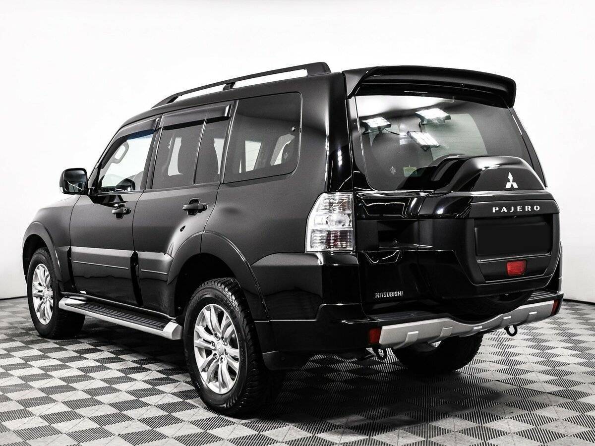 Купить Mitsubishi Pajero с пробегом. Фото: #6