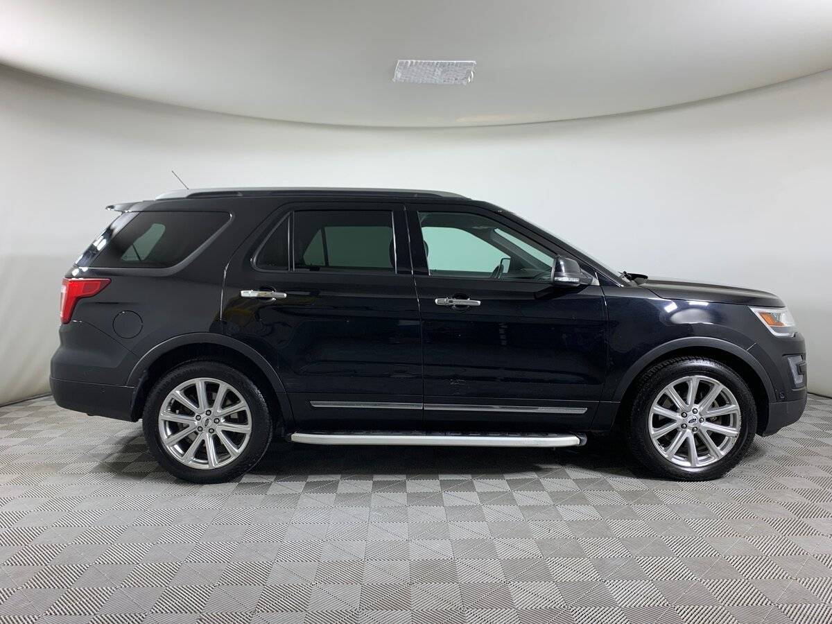 Купить Ford Explorer с пробегом. Фото: #3
