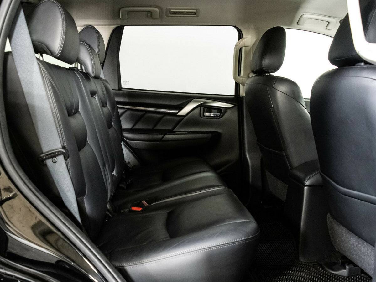 Купить Mitsubishi Pajero Sport с пробегом. Фото: #18