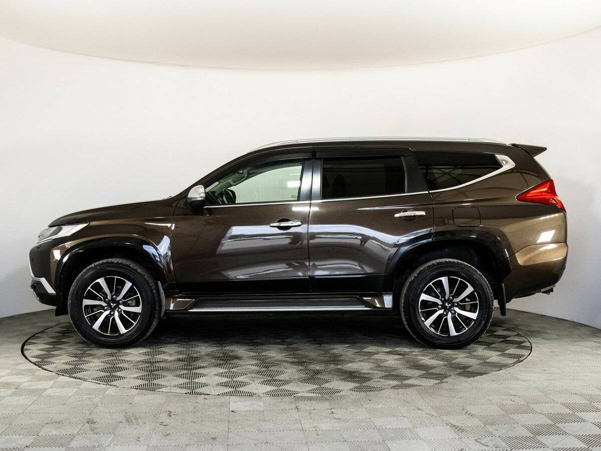 Купить Mitsubishi Pajero Sport с пробегом. Фото: #8
