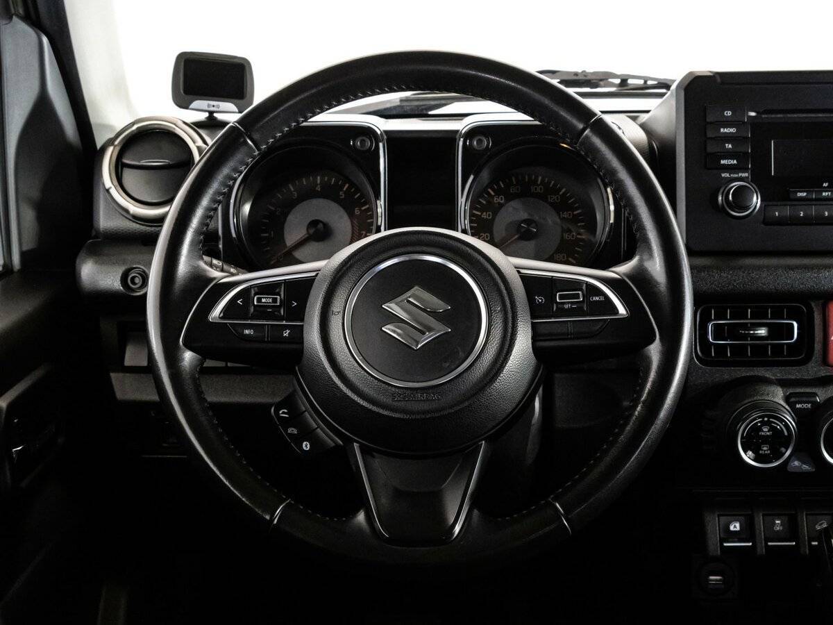 Купить Suzuki Jimny с пробегом. Фото: #13