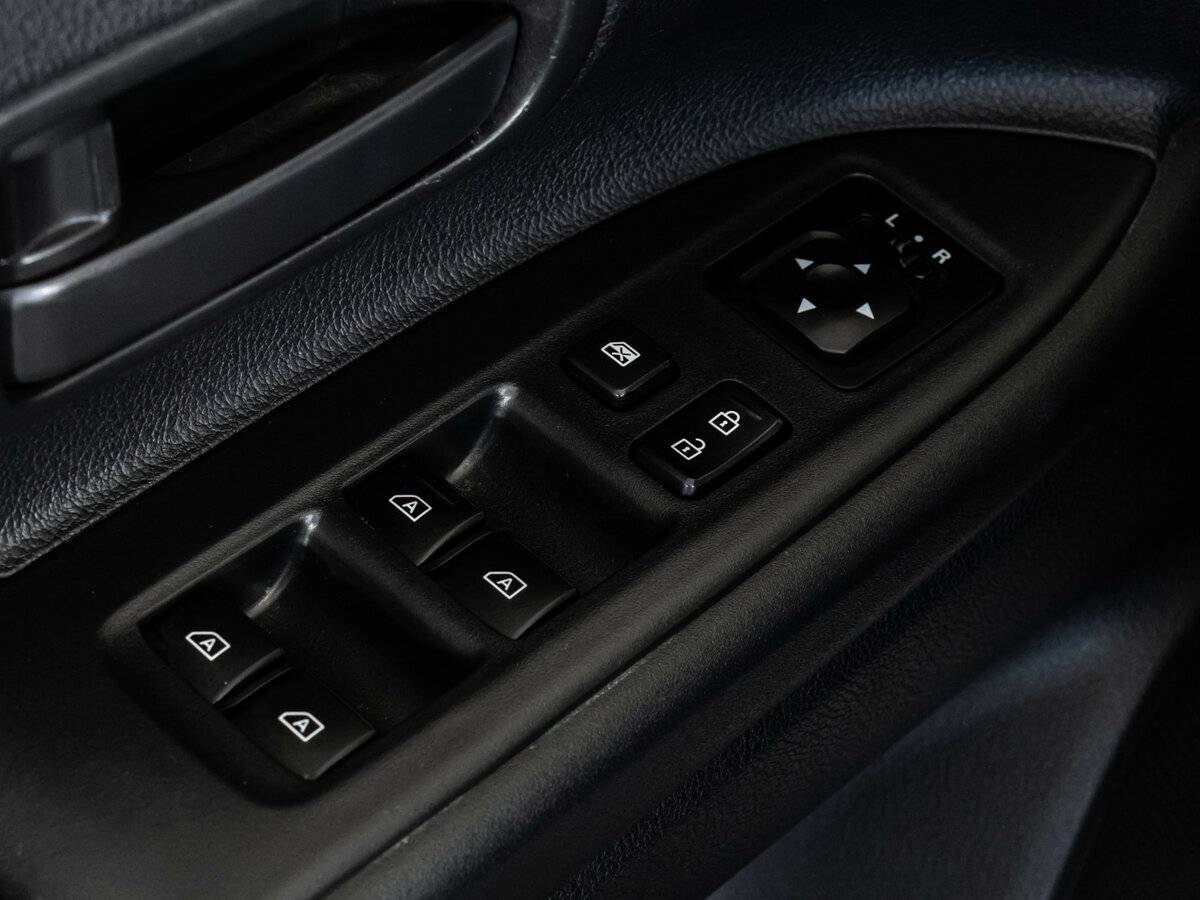 Купить Mitsubishi Outlander с пробегом. Фото: #14