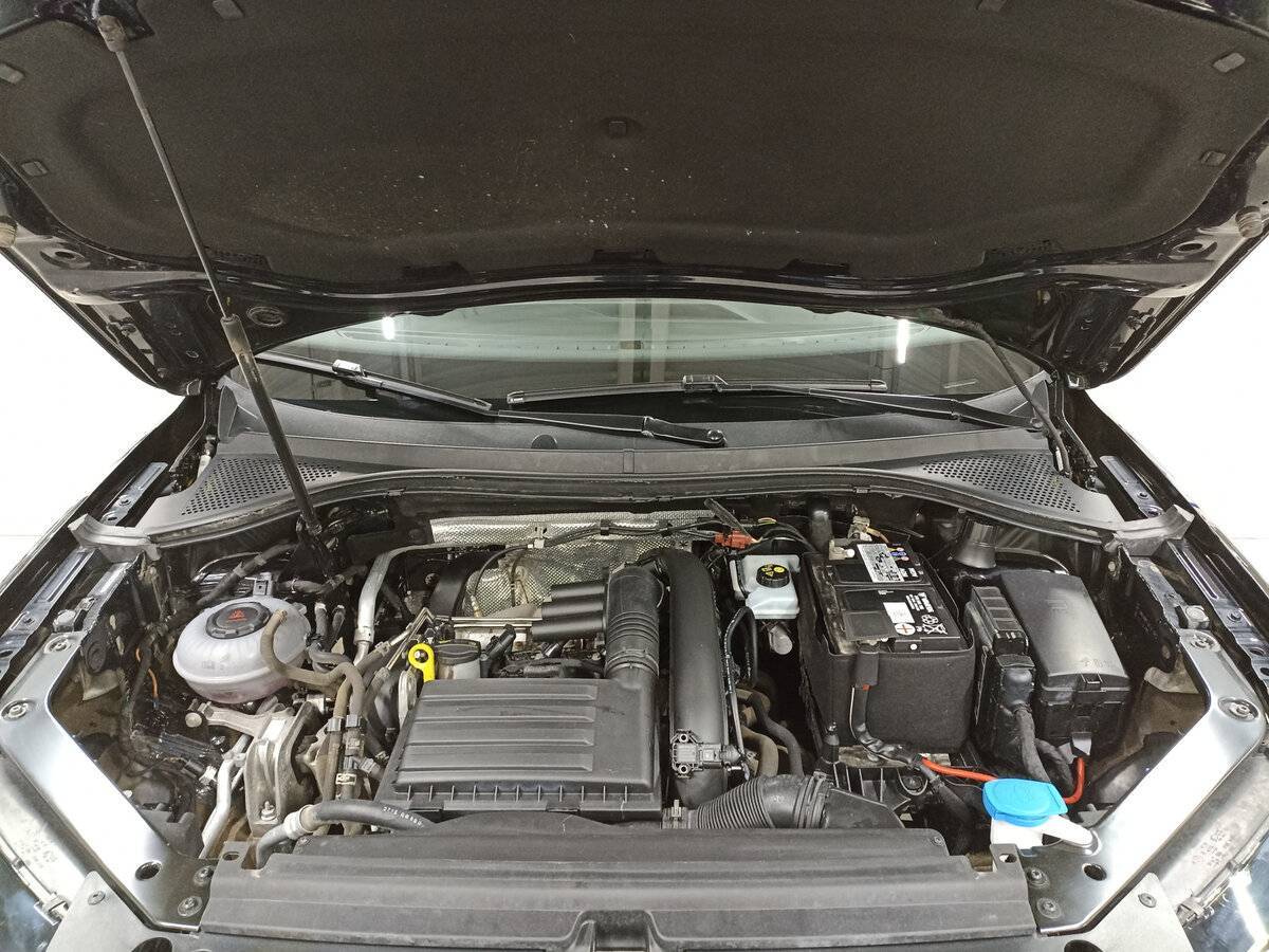 Купить Volkswagen Tiguan с пробегом. Фото: #8
