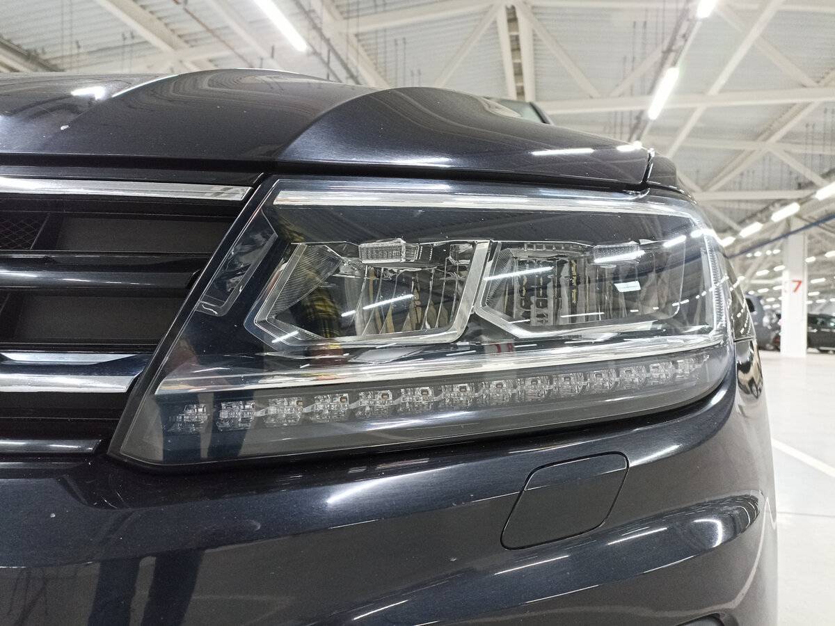 Купить Volkswagen Tiguan с пробегом. Фото: #16