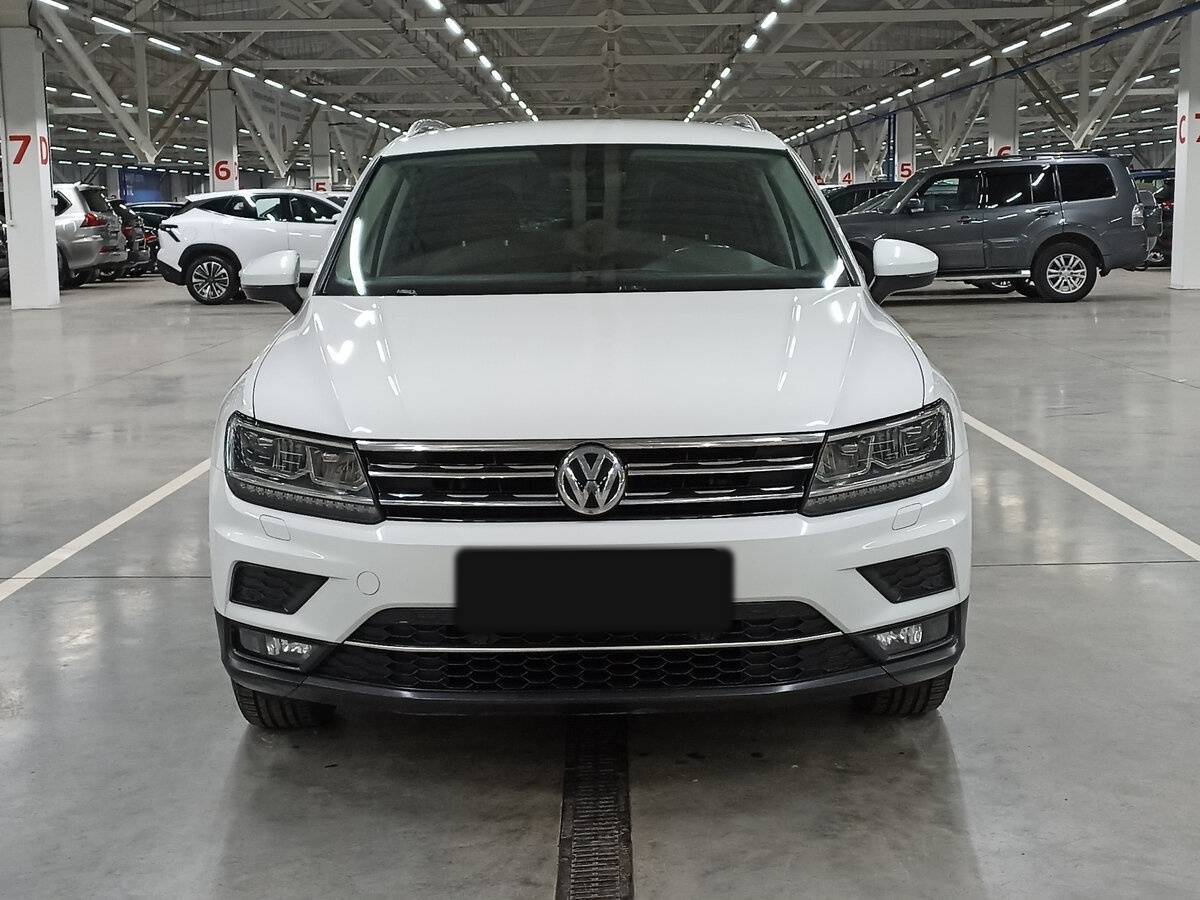 Купить Volkswagen Tiguan с пробегом. Фото: #1