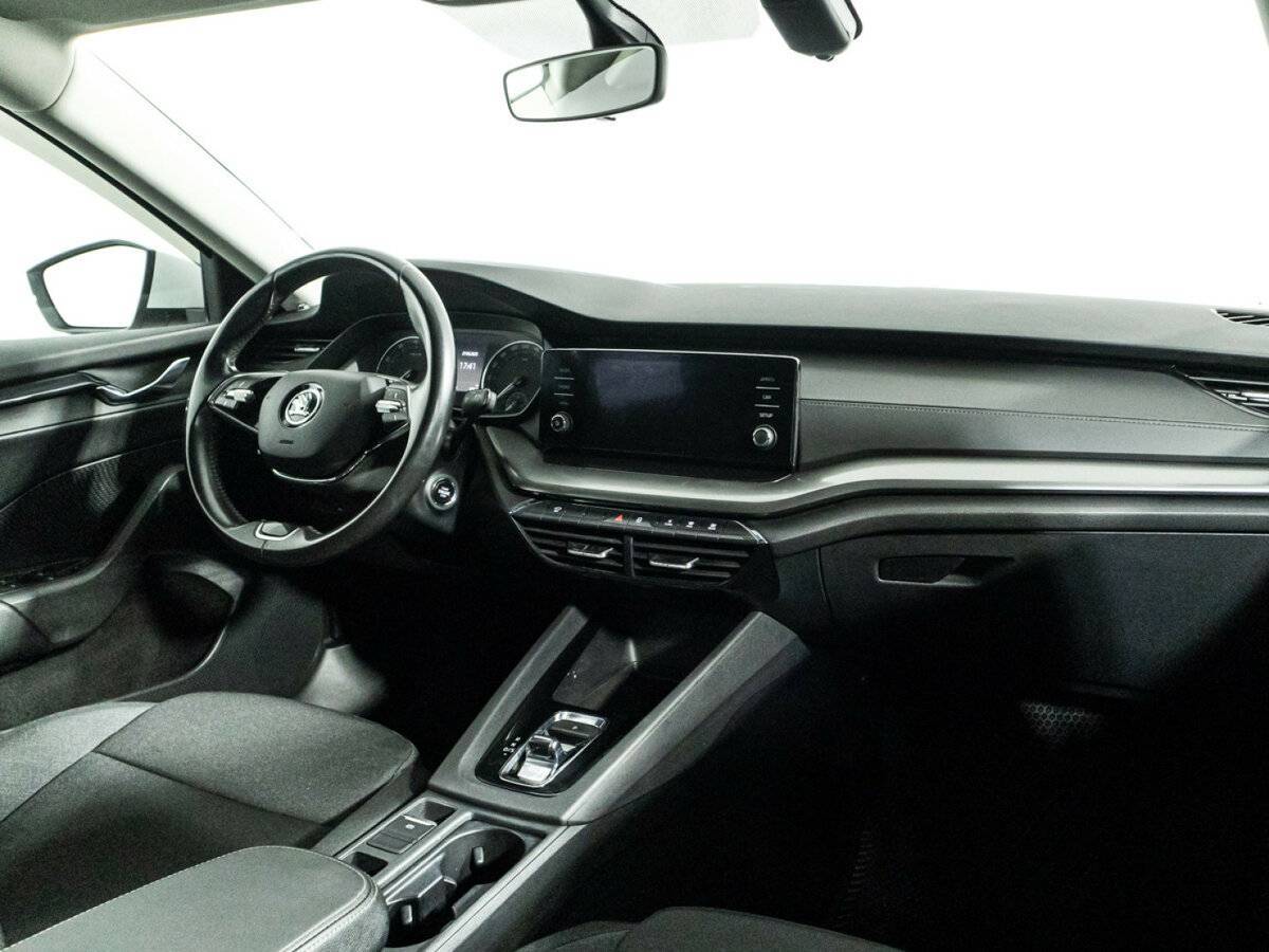 Купить Skoda Octavia с пробегом. Фото: #8