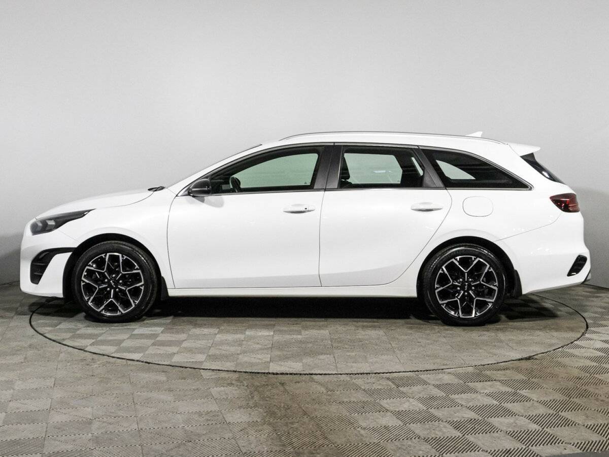 Купить Kia Ceed с пробегом. Фото: #7