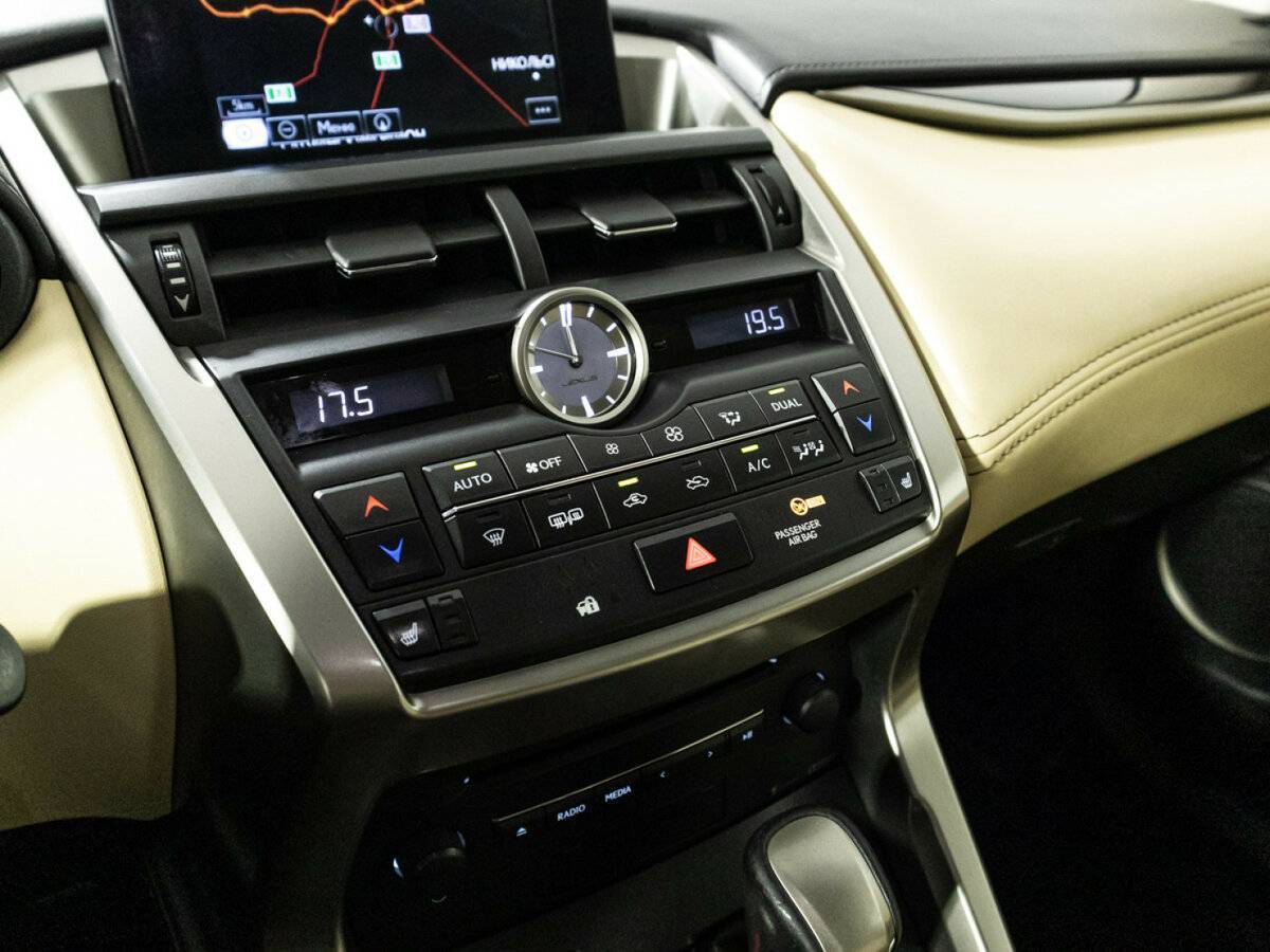 Купить Lexus NX с пробегом. Фото: #20