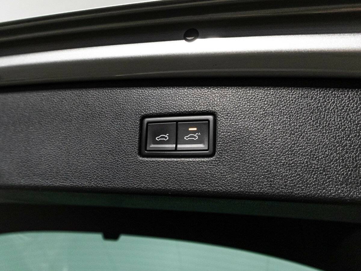 Купить Volkswagen Tiguan с пробегом. Фото: #15