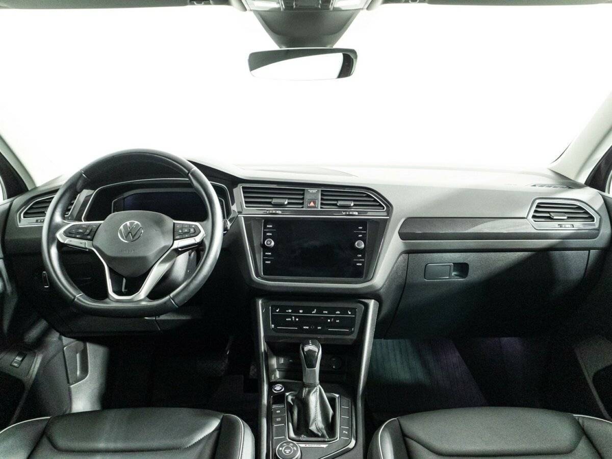 Купить Volkswagen Tiguan с пробегом. Фото: #12