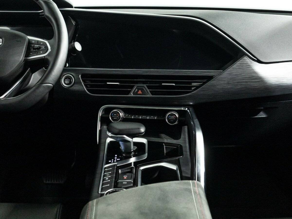 Купить Geely Tugella с пробегом. Фото: #13