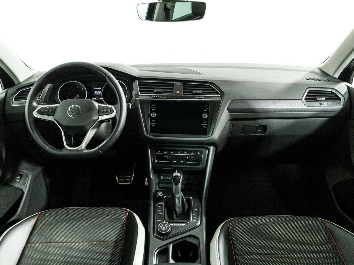 Купить Volkswagen Tiguan с пробегом. Фото: #12