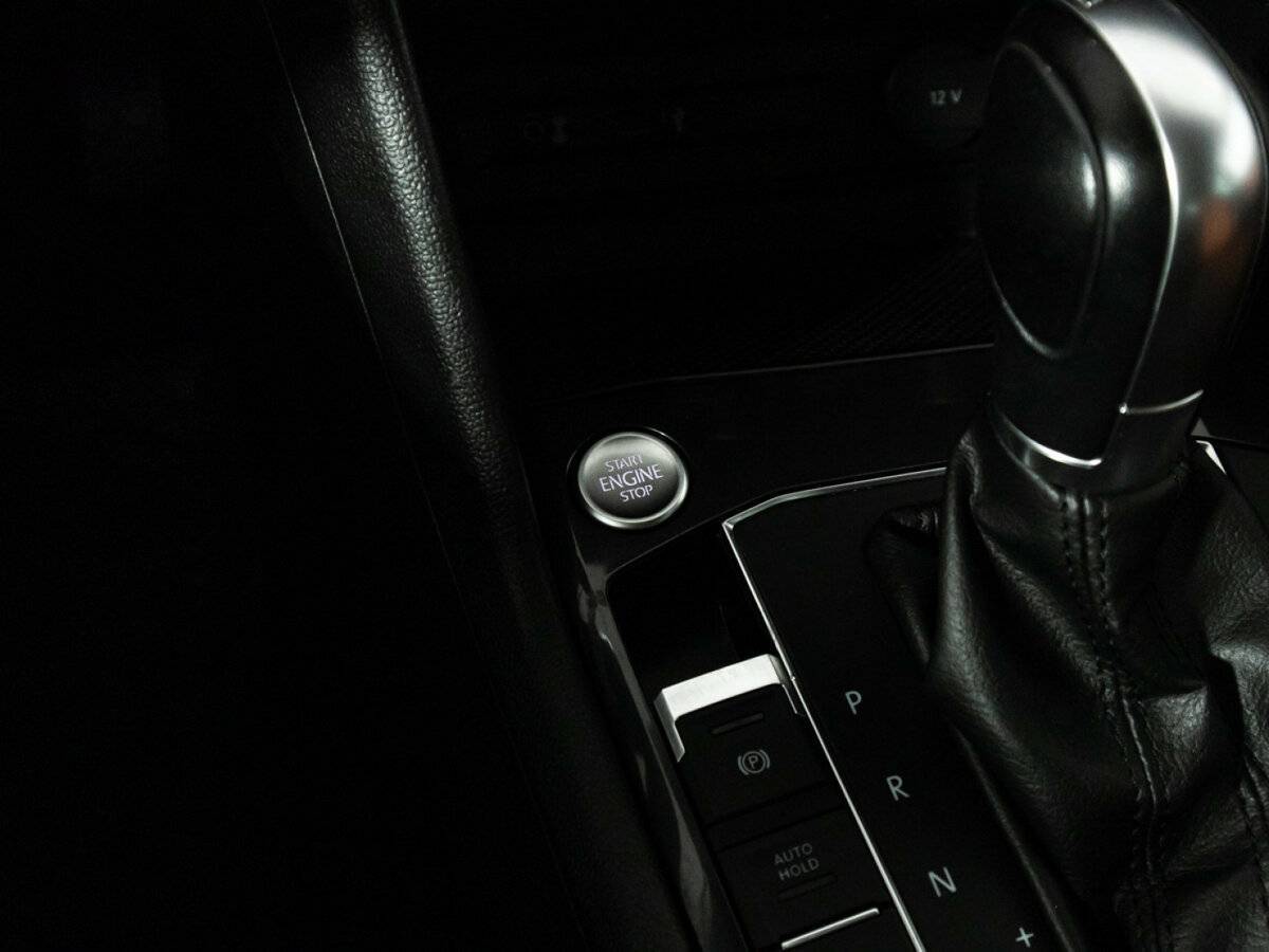 Купить Volkswagen Tiguan с пробегом. Фото: #23