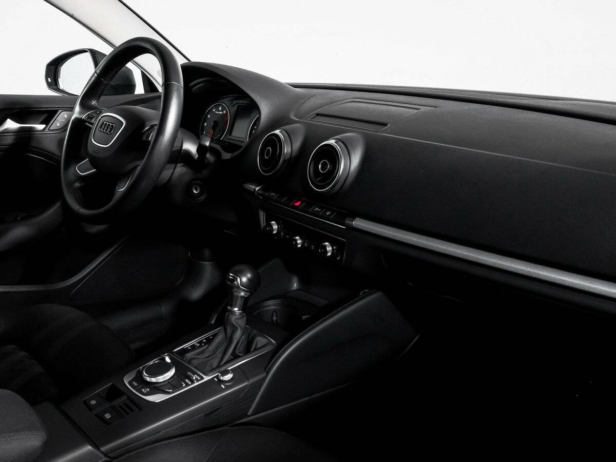 Купить Audi A3 с пробегом. Фото: #8