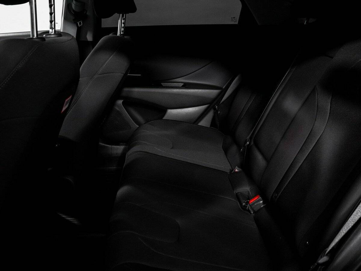 Купить Hyundai Elantra с пробегом. Фото: #9