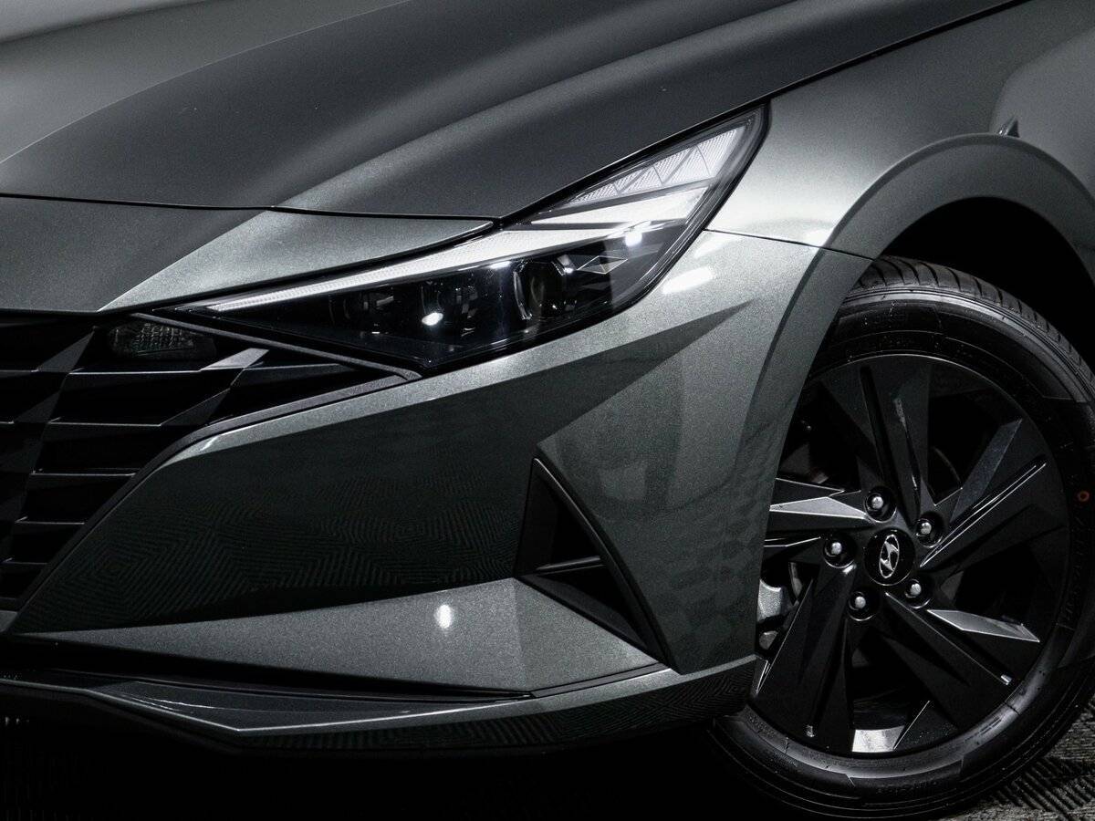 Купить Hyundai Elantra с пробегом. Фото: #15