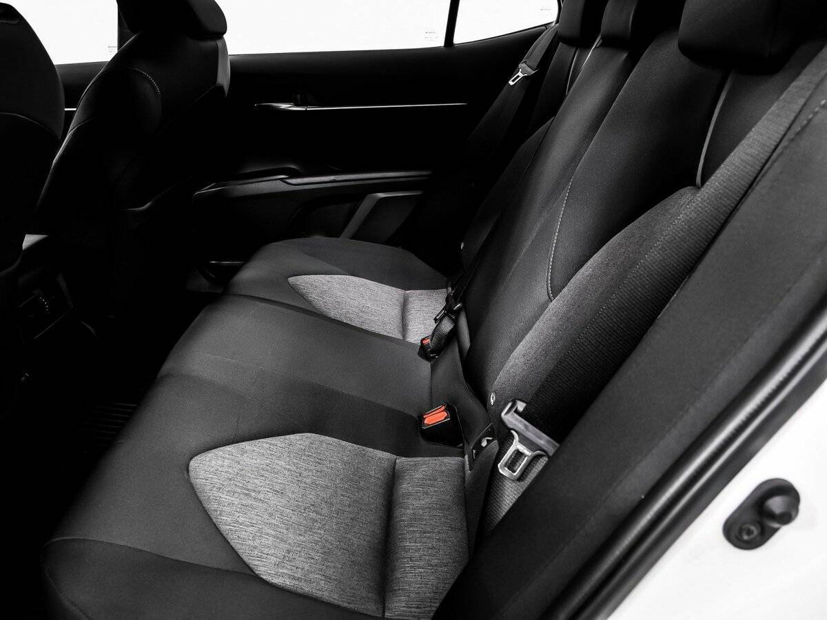 Купить Toyota Camry с пробегом. Фото: #13