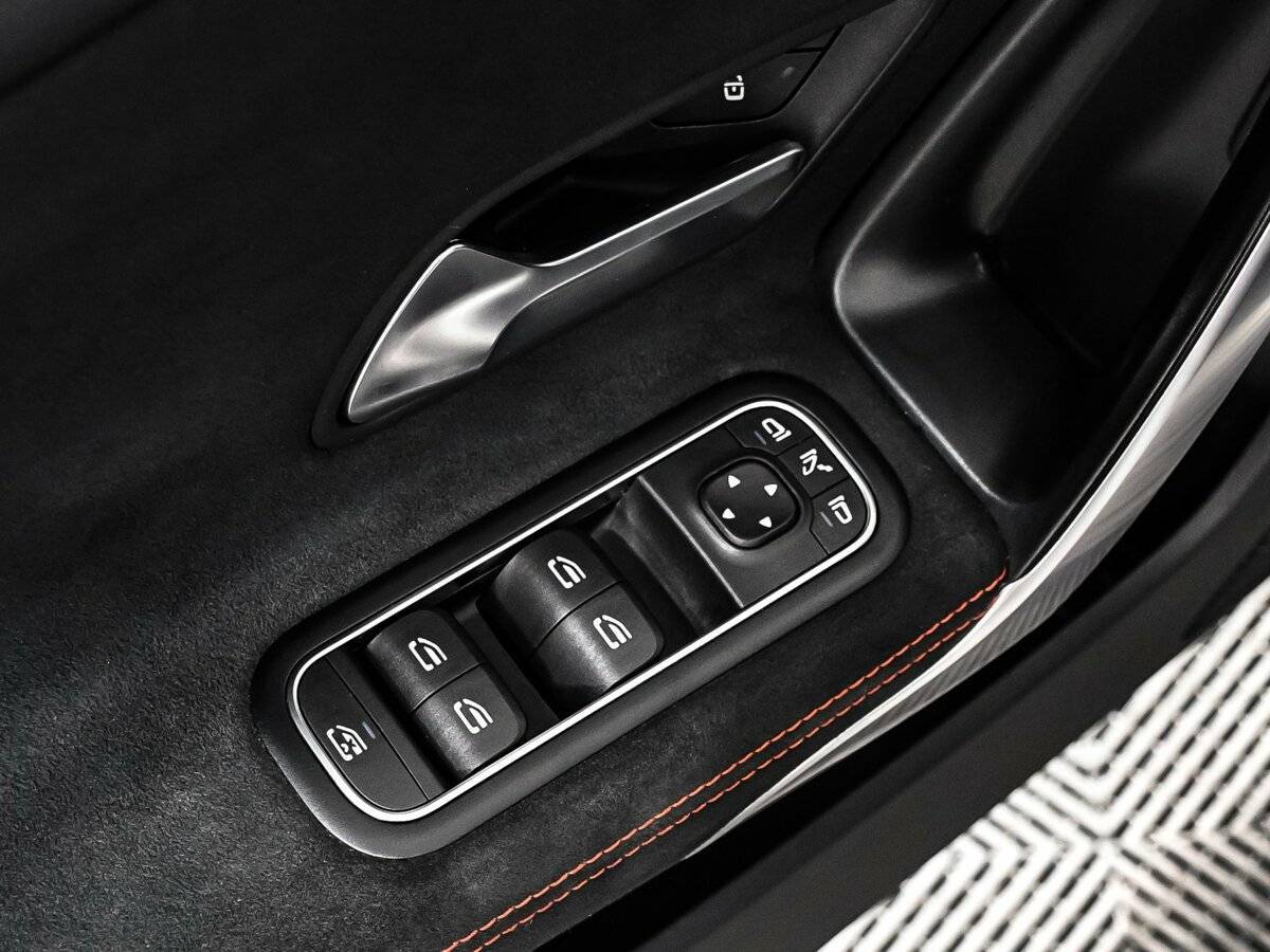 Купить Mercedes-Benz CLA с пробегом. Фото: #12