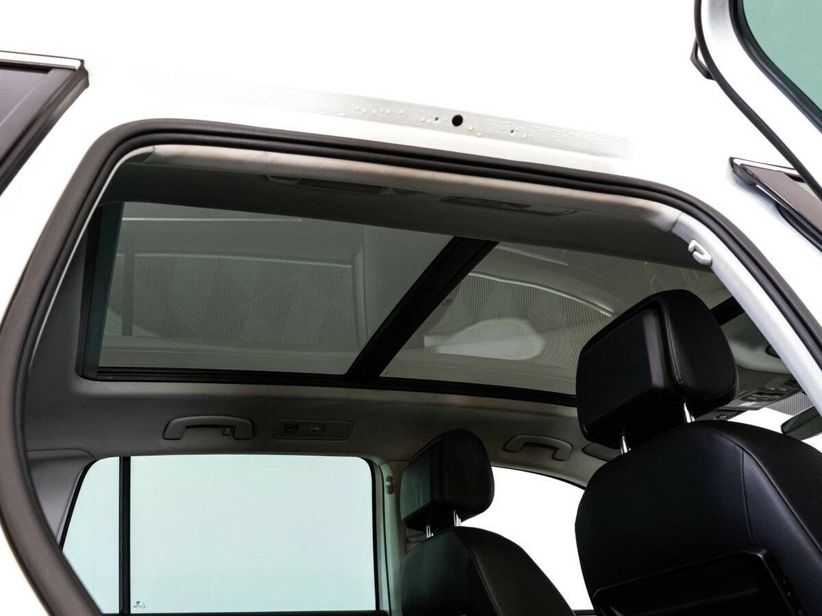 Купить Volkswagen Tiguan с пробегом. Фото: #18