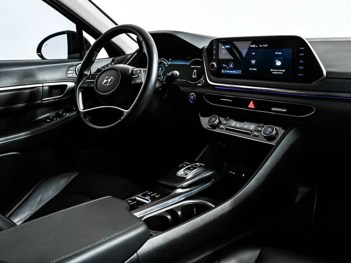 Купить Hyundai Sonata с пробегом. Фото: #8