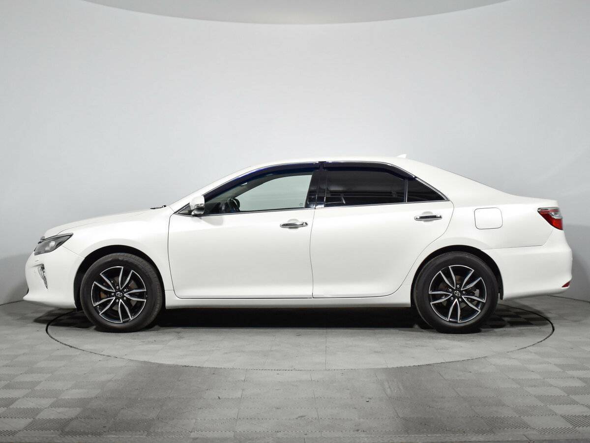 Купить Toyota Camry с пробегом. Фото: #7