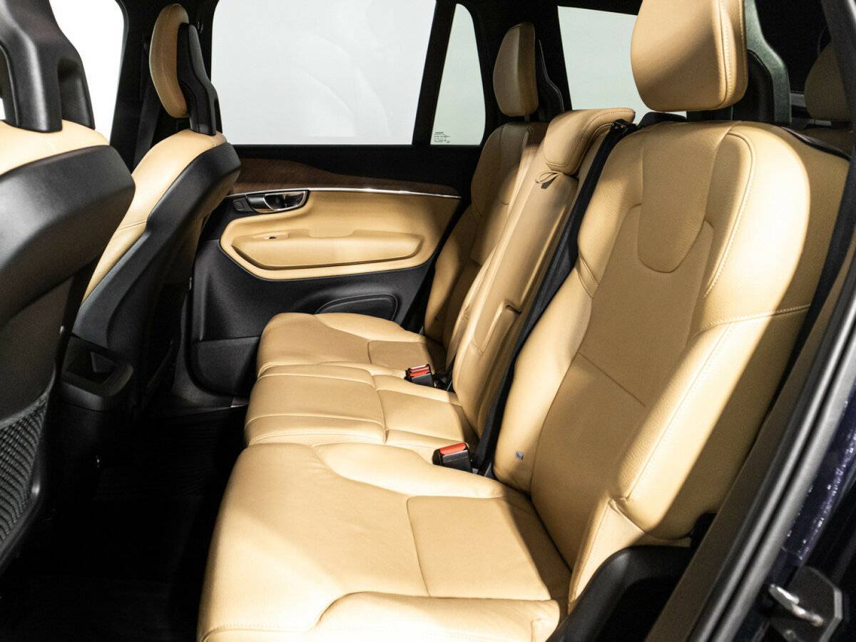Купить Volvo XC90 с пробегом. Фото: #9