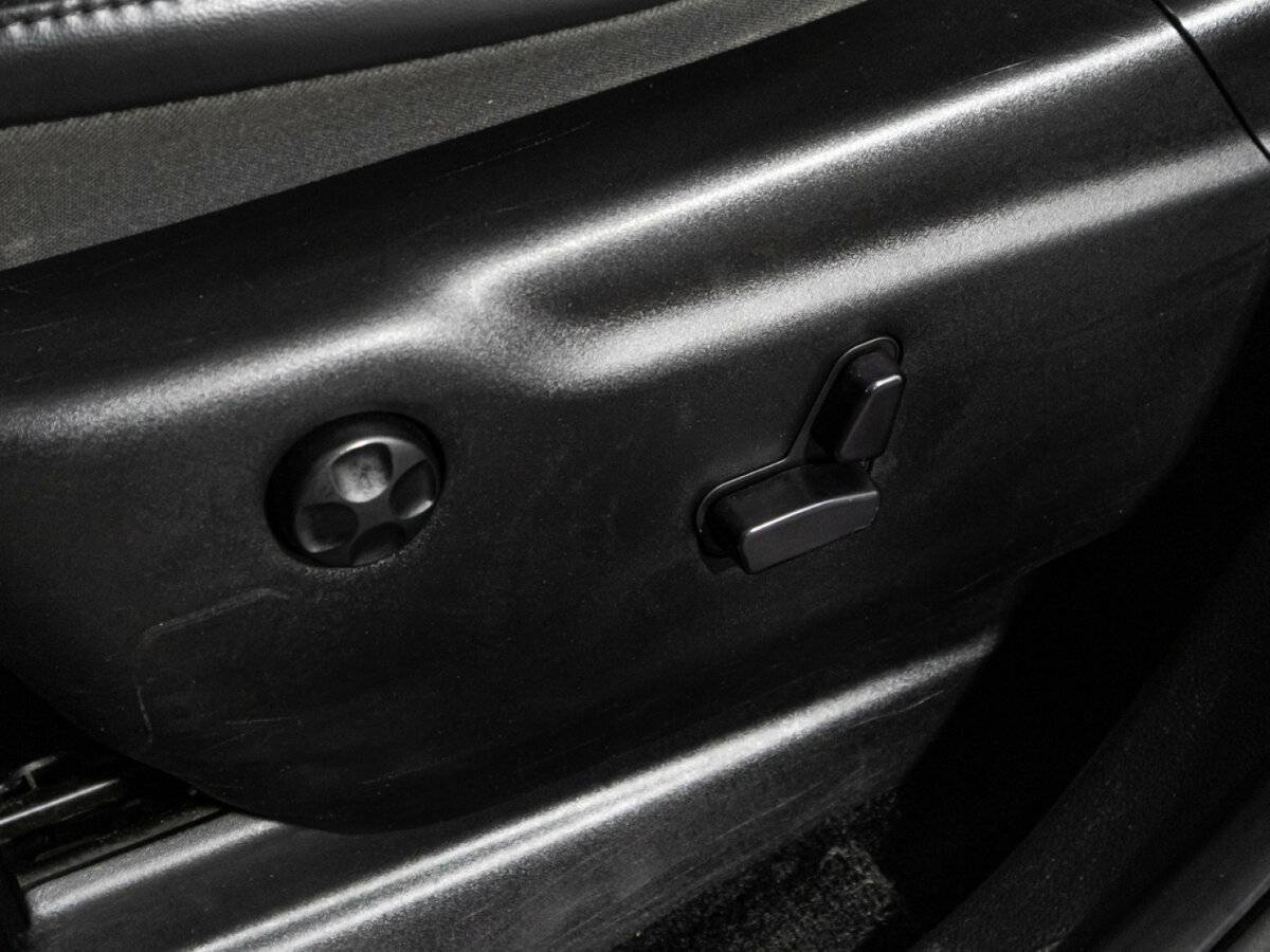 Купить Jeep Grand Cherokee с пробегом. Фото: #17