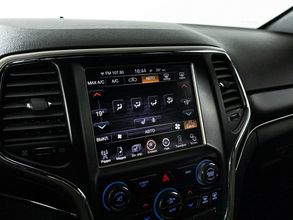 Купить Jeep Grand Cherokee с пробегом. Фото: #21