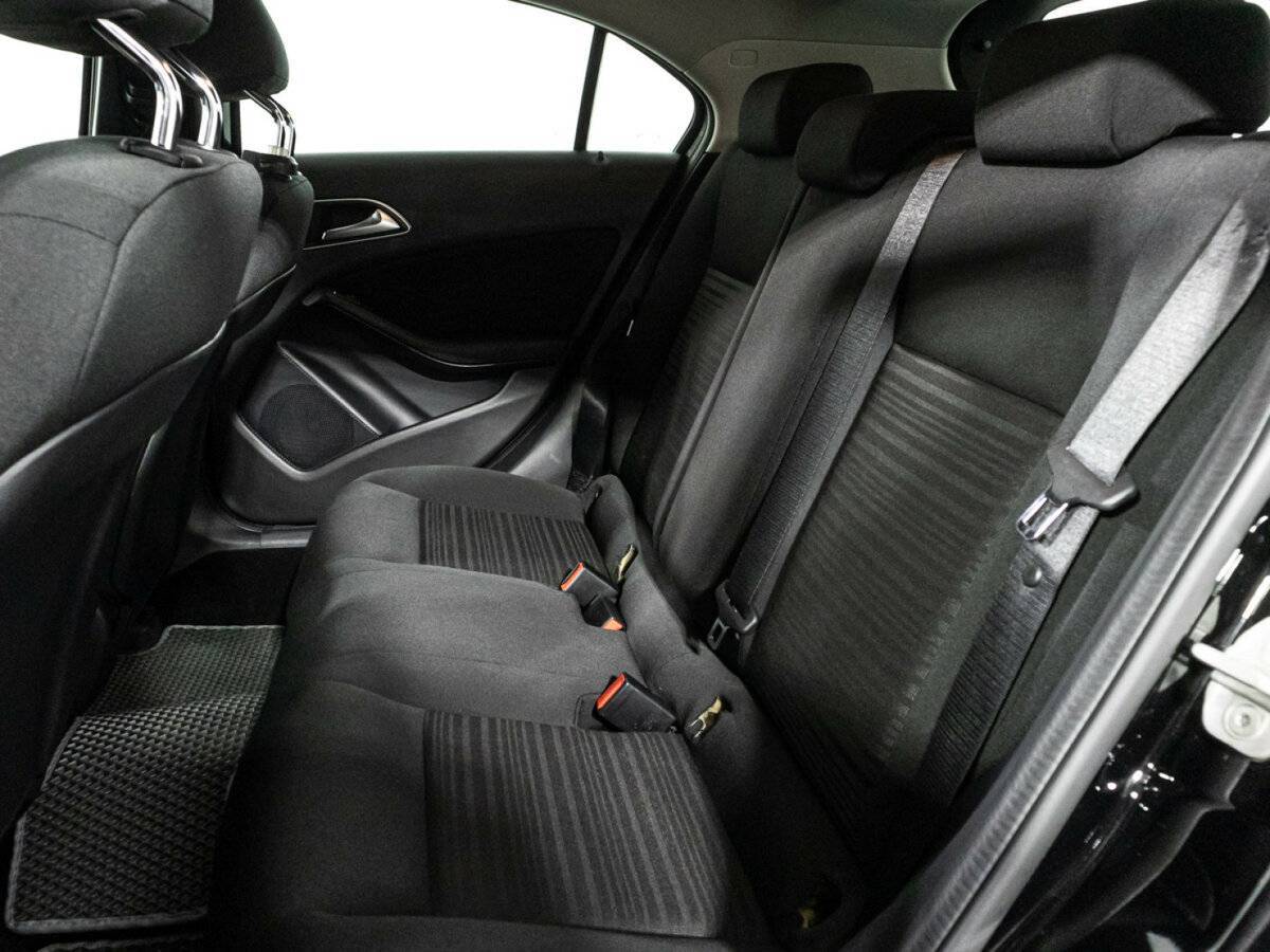 Купить Mercedes-Benz A-Класс с пробегом. Фото: #9