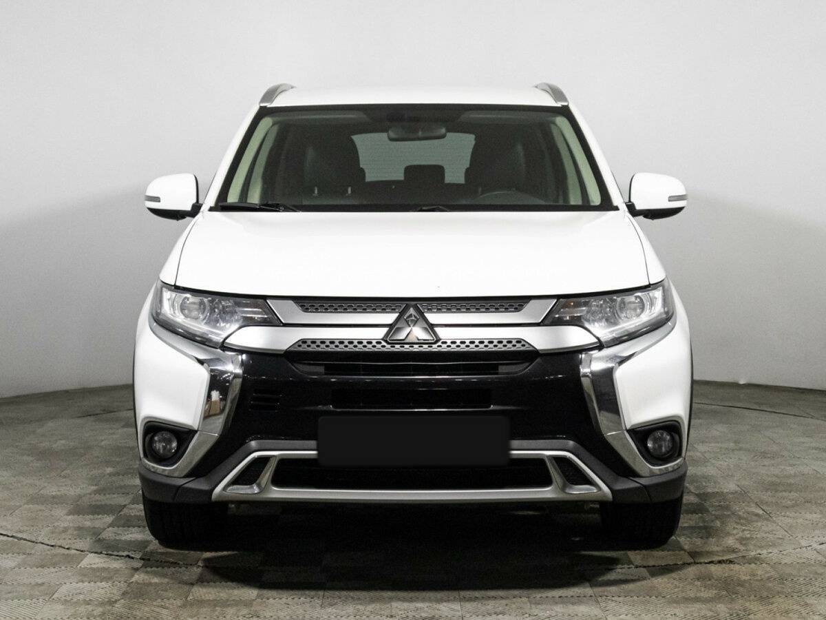 Купить Mitsubishi Outlander с пробегом. Фото: #1