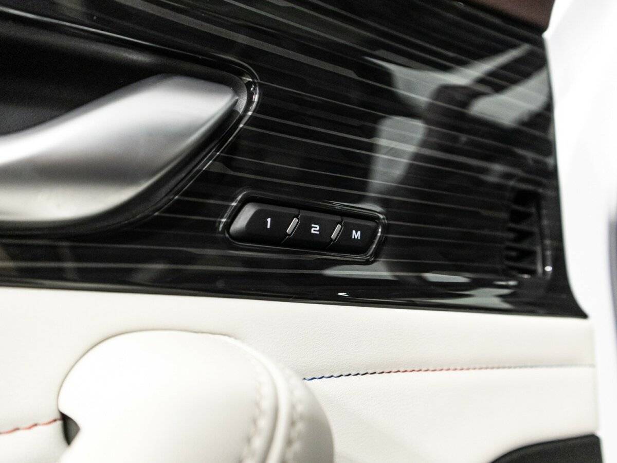 Купить Geely Monjaro с пробегом. Фото: #18