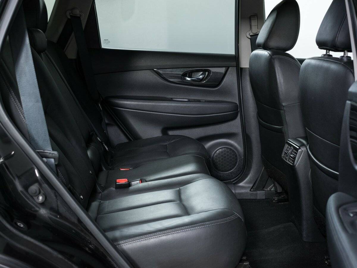 Купить Nissan X-Trail с пробегом. Фото: #9