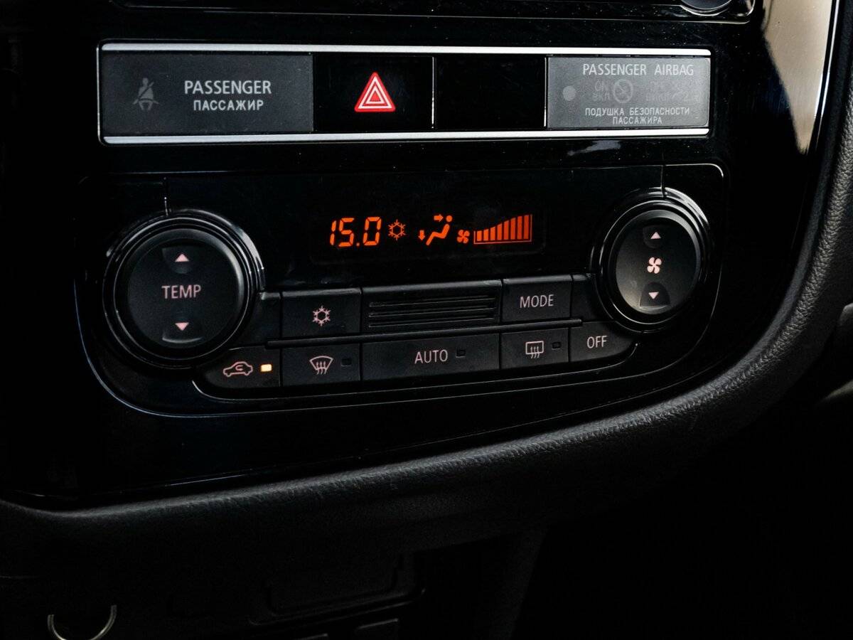 Купить Mitsubishi Outlander с пробегом. Фото: #13