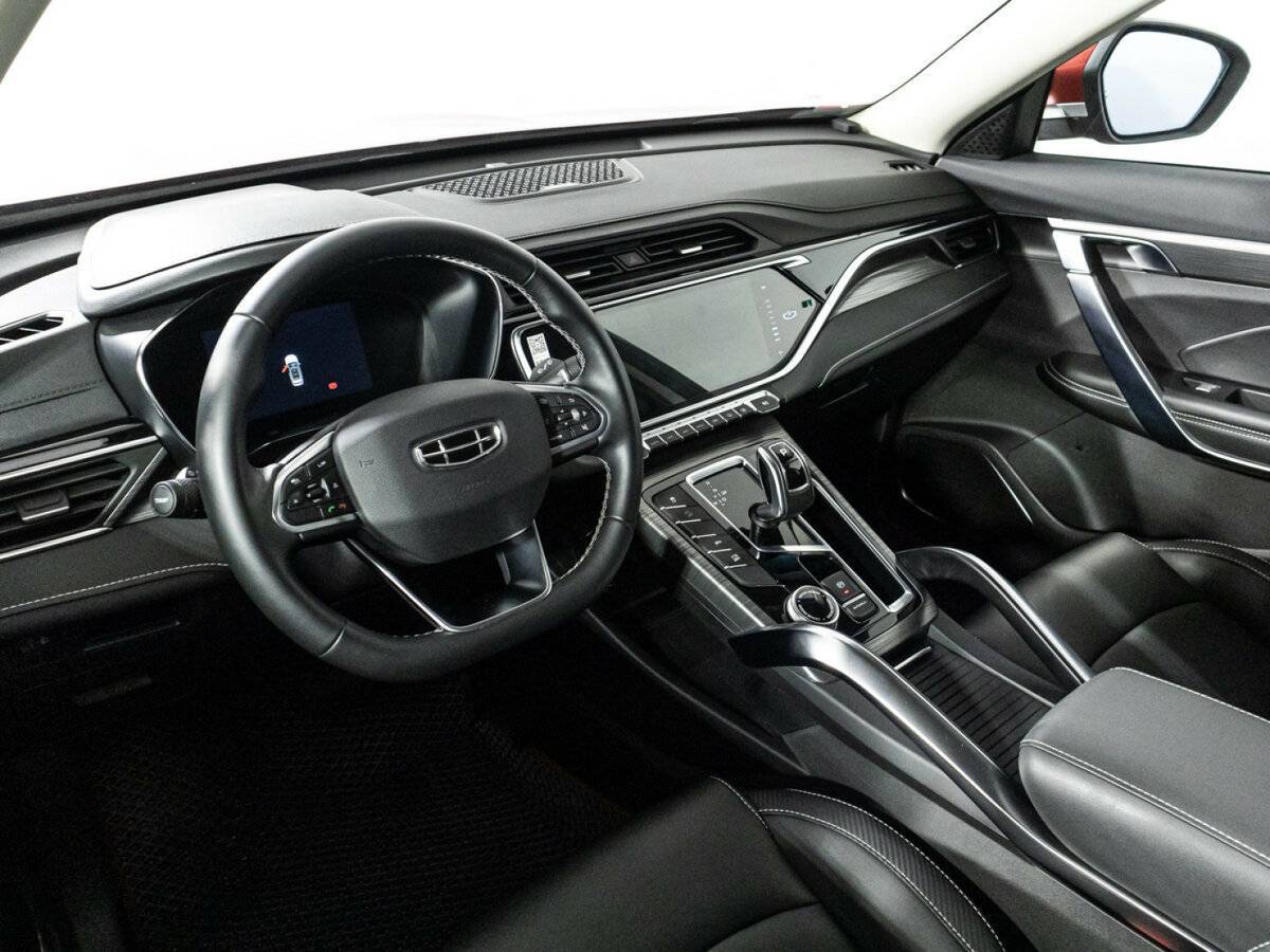 Купить Geely Atlas Pro с пробегом. Фото: #10