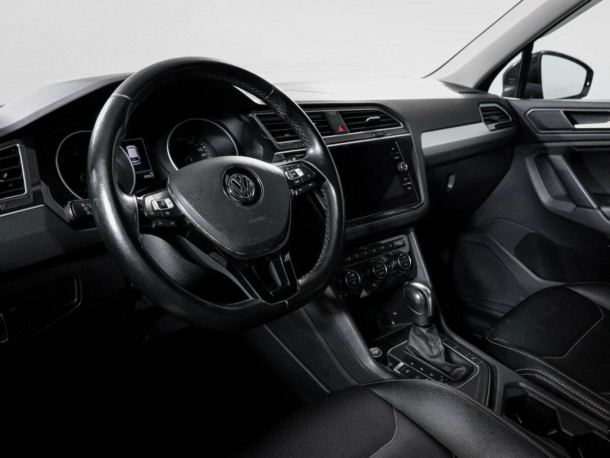 Купить Volkswagen Tiguan с пробегом. Фото: #13