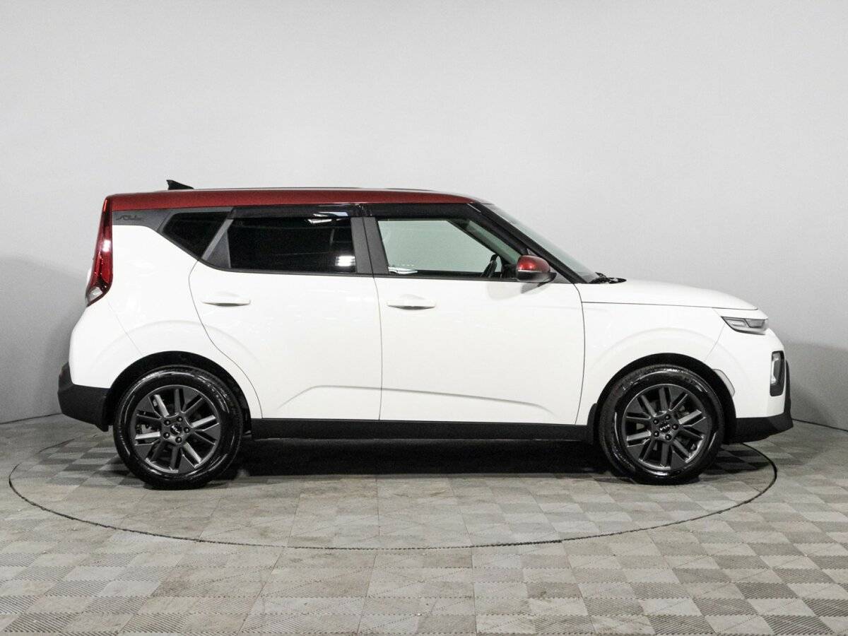 Купить Kia Soul с пробегом. Фото: #3