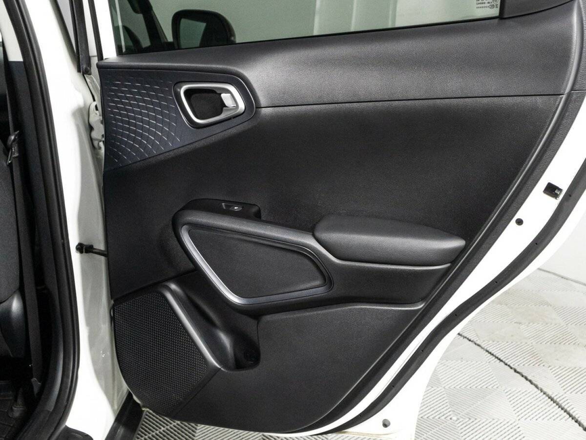 Купить Kia Soul с пробегом. Фото: #22