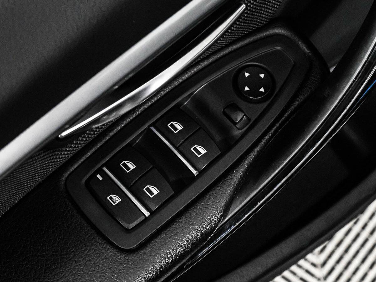 Купить BMW 3 серии с пробегом. Фото: #14