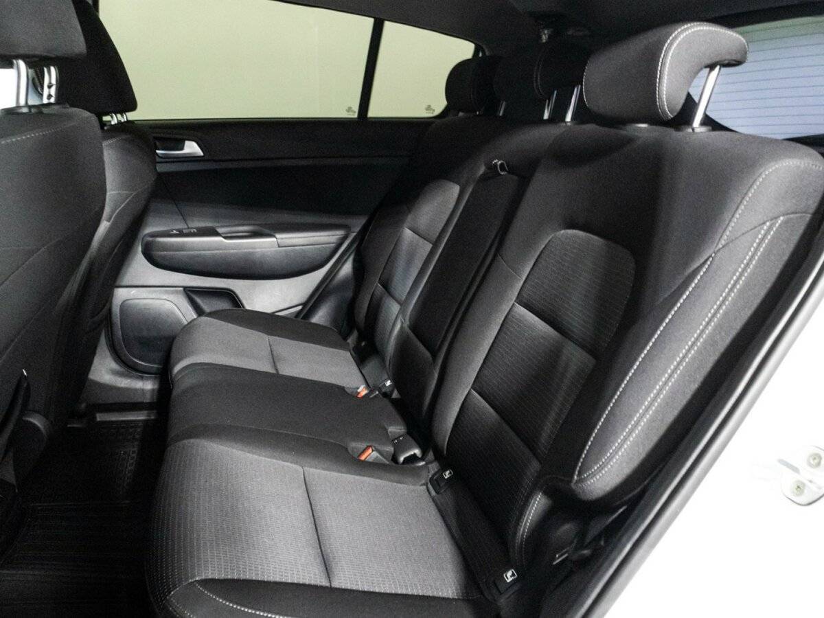 Купить Kia Sportage с пробегом. Фото: #9
