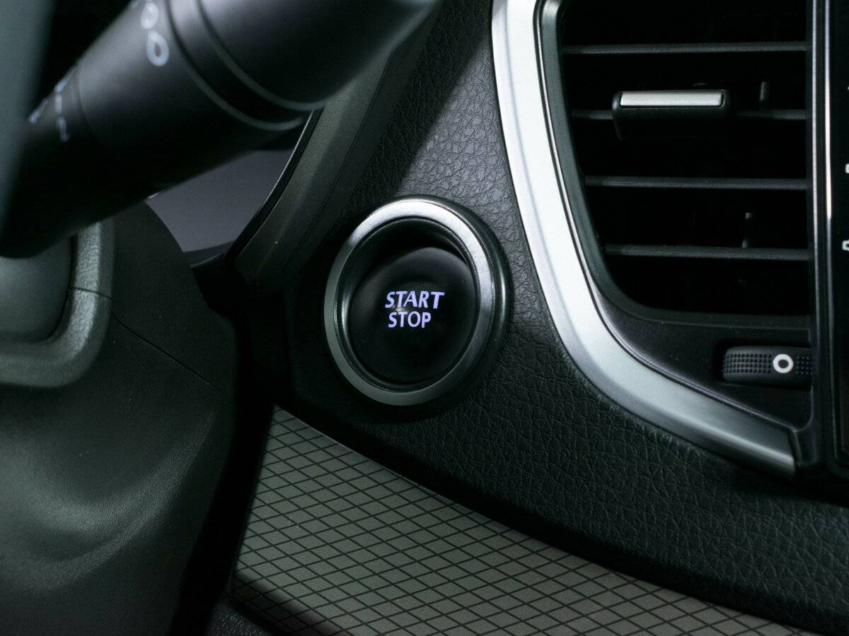 Купить Lada (ВАЗ) Vesta с пробегом. Фото: #12