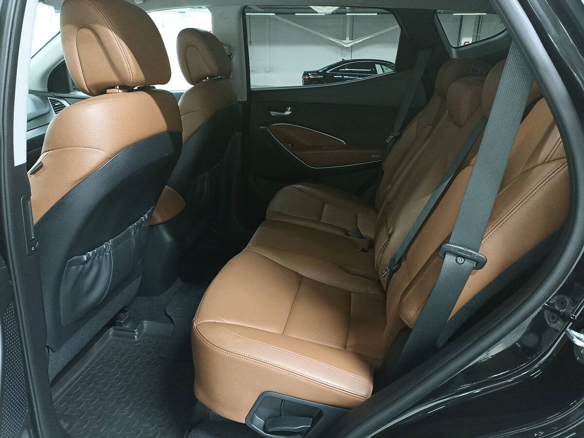 Купить Hyundai Santa Fe с пробегом. Фото: #11
