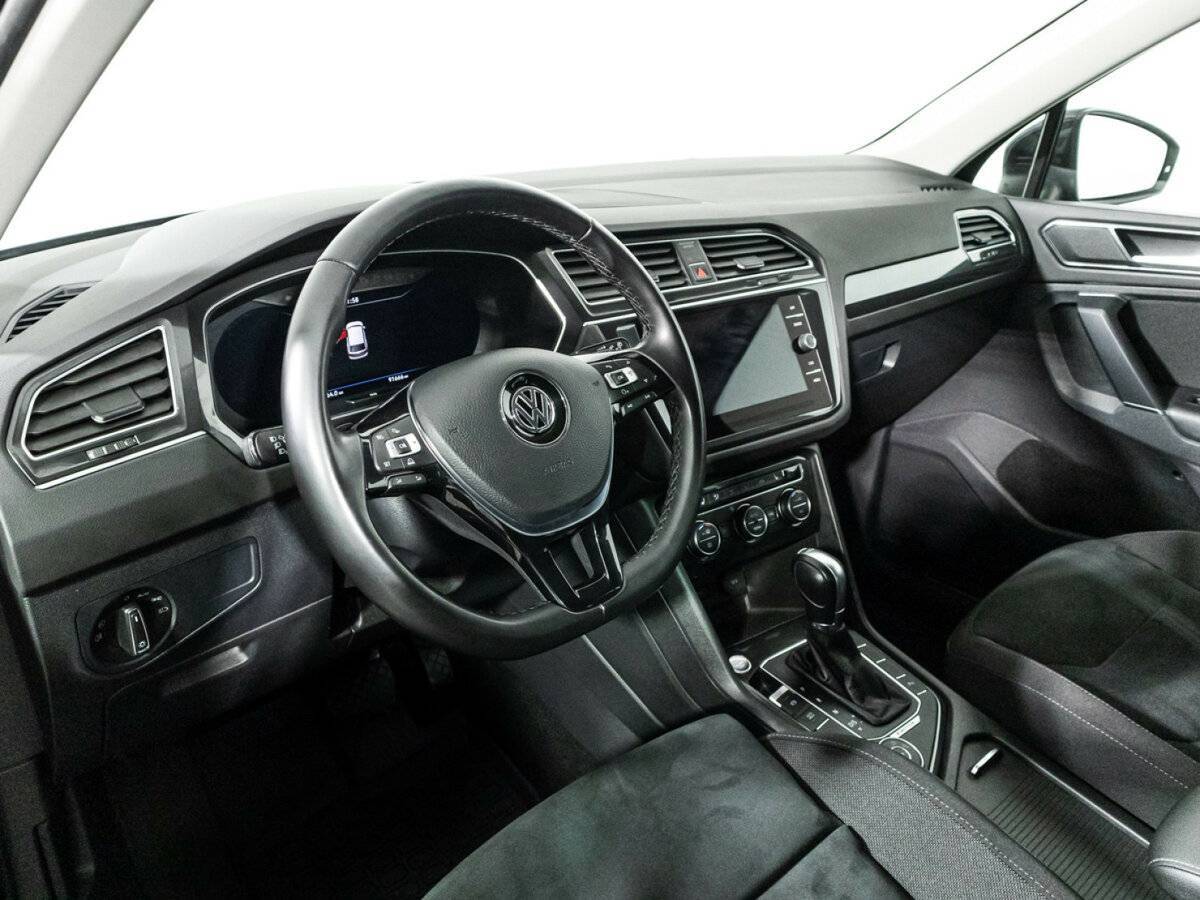 Купить Volkswagen Tiguan с пробегом. Фото: #10