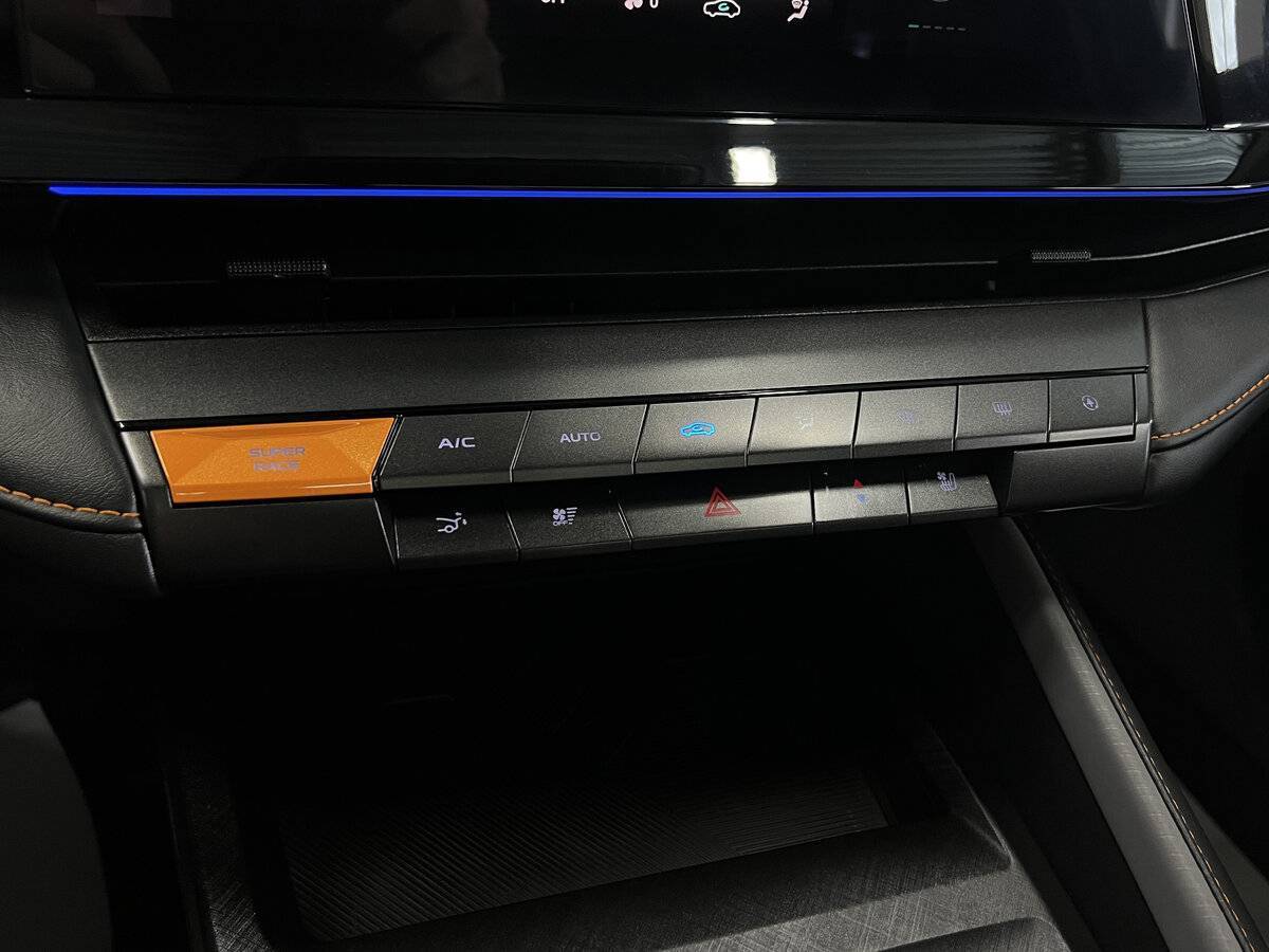 Купить Changan UNI-V с пробегом. Фото: #17