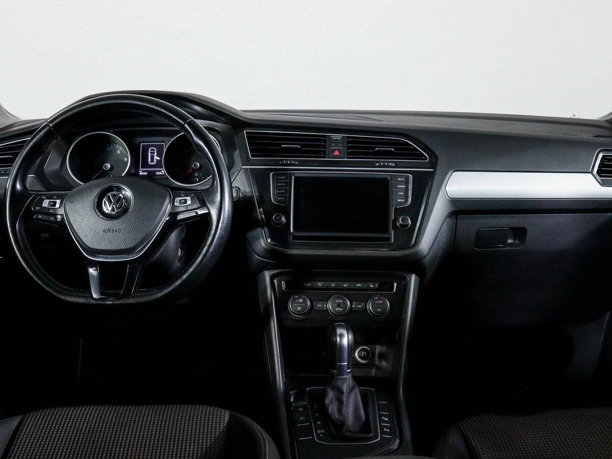 Купить Volkswagen Tiguan с пробегом. Фото: #11