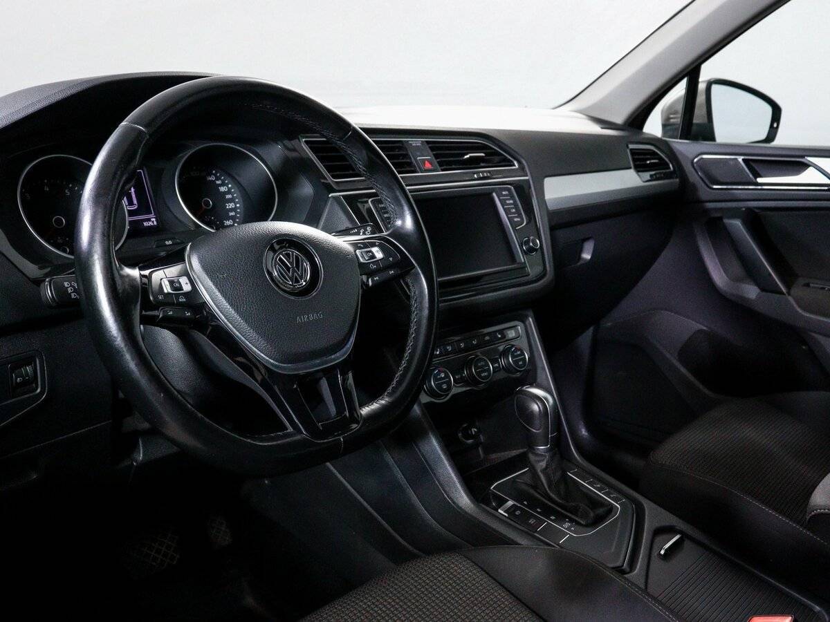 Купить Volkswagen Tiguan с пробегом. Фото: #13