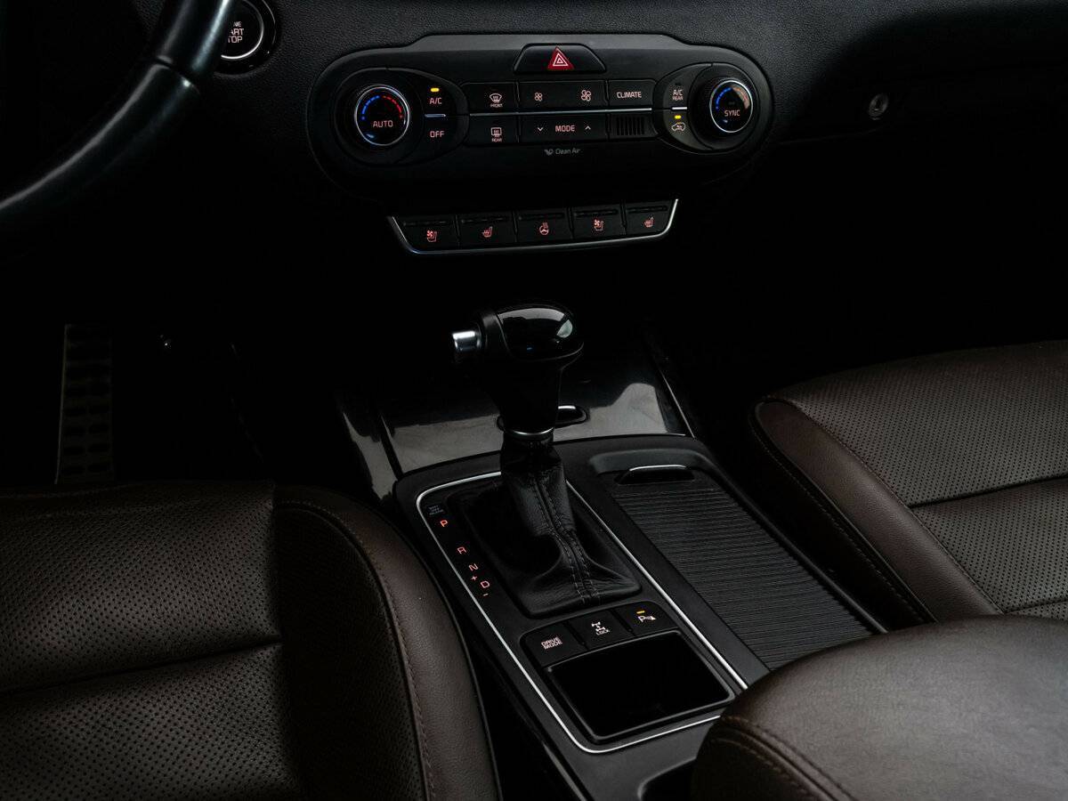 Купить Kia Sorento с пробегом. Фото: #13