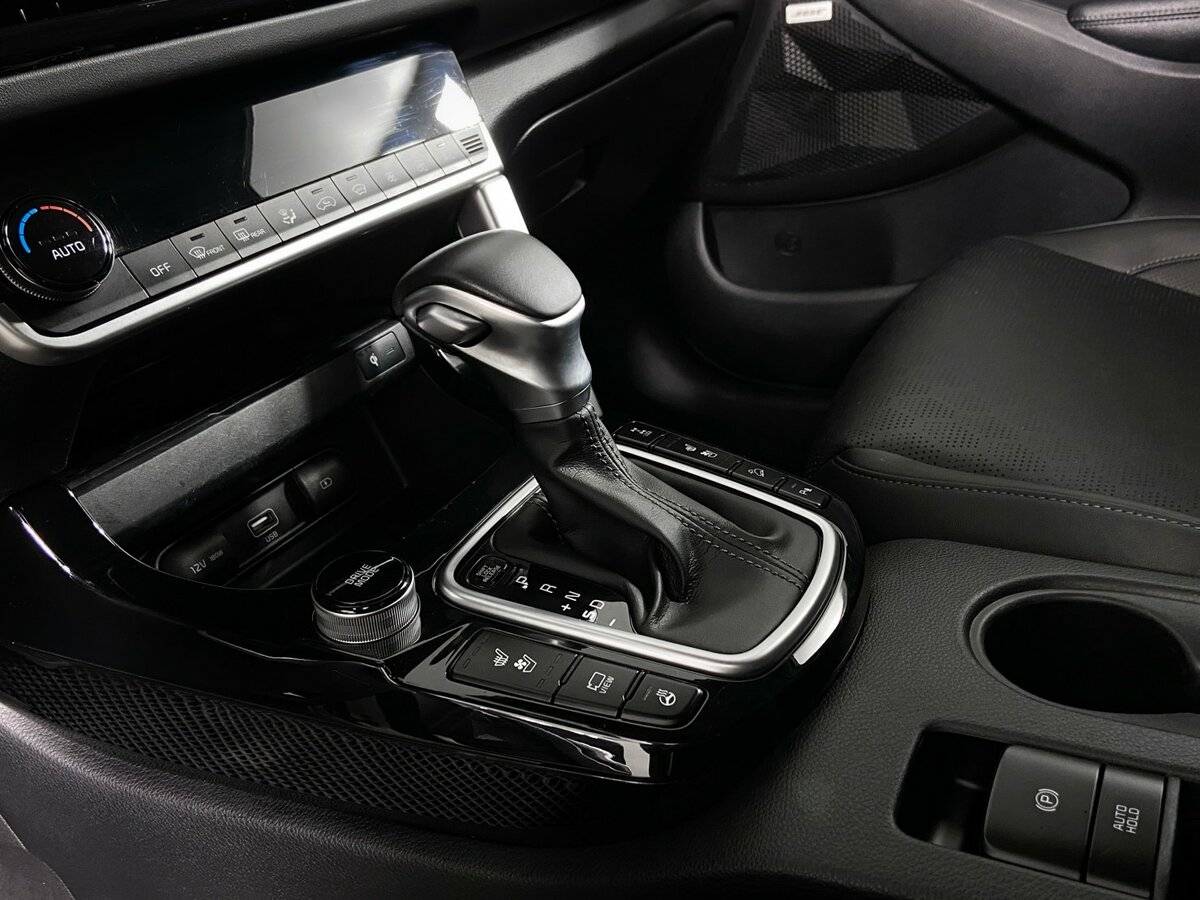 Купить Kia Seltos с пробегом. Фото: #13