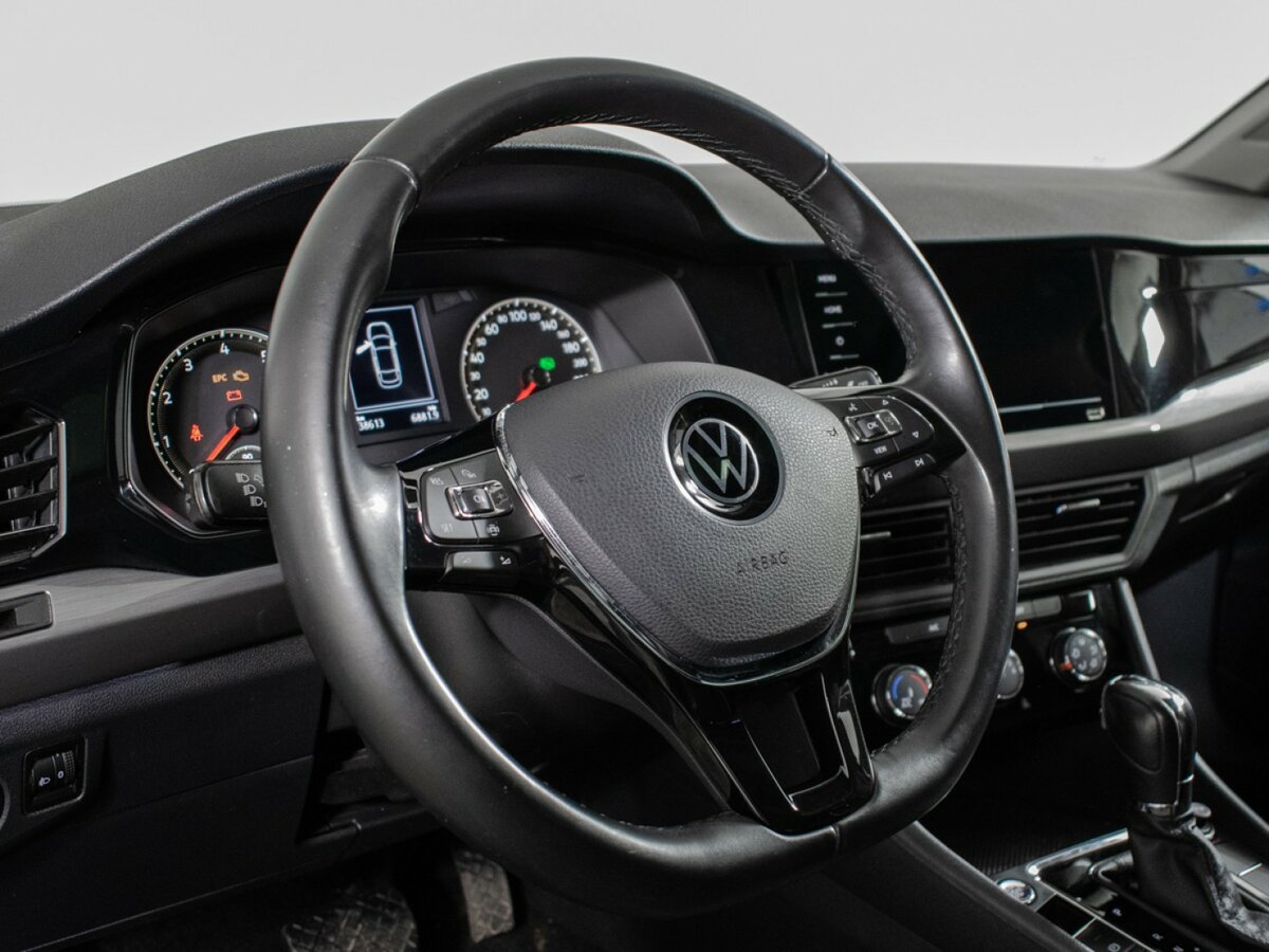 Купить Volkswagen Bora с пробегом. Фото: #10